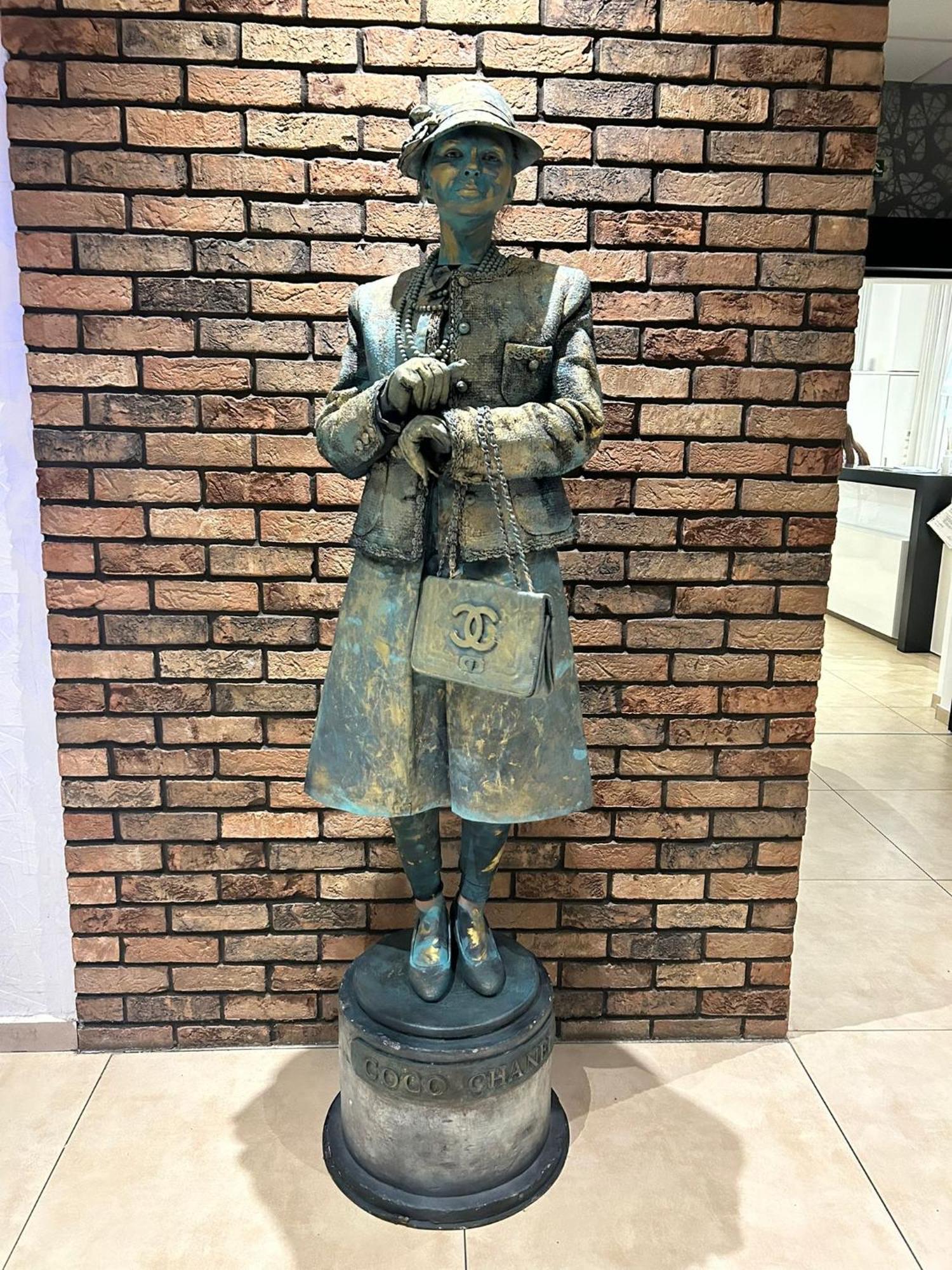 海豚酒店 酒店 塞内奇